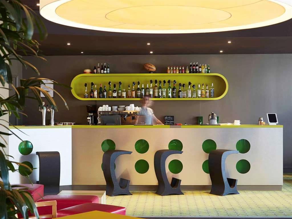 Ibis Styles Toulon Centre Port Hotel Exterior photo